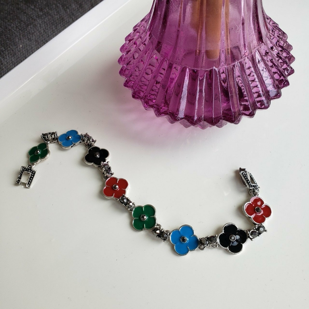 Floral enamel bracelet